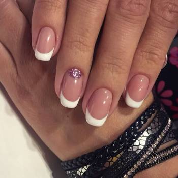 Манікюр оформлення брів нарощеннявій, фото -  Friends (Френдс)