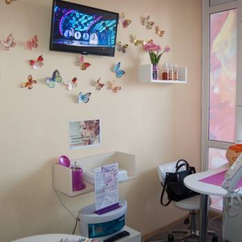 Красивая, чистая и уютная студия на Оболони "Fantasy nail"