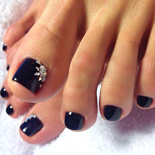Педикюр красивый с дизайном, фото - Ногтевая студия Fantasy nail
