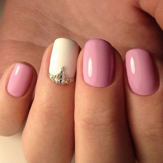 Білий манікюр ніжний рожевий, фото - Нігтьова студія Fantasy nail