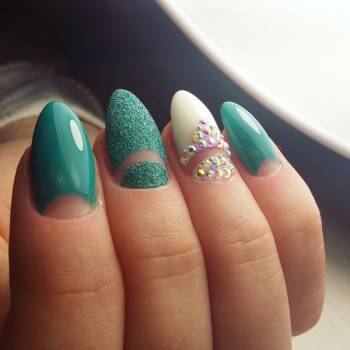 Манікюр оформлення брів нарощеннявій, фото - Нігтьова студія Fantasy nail