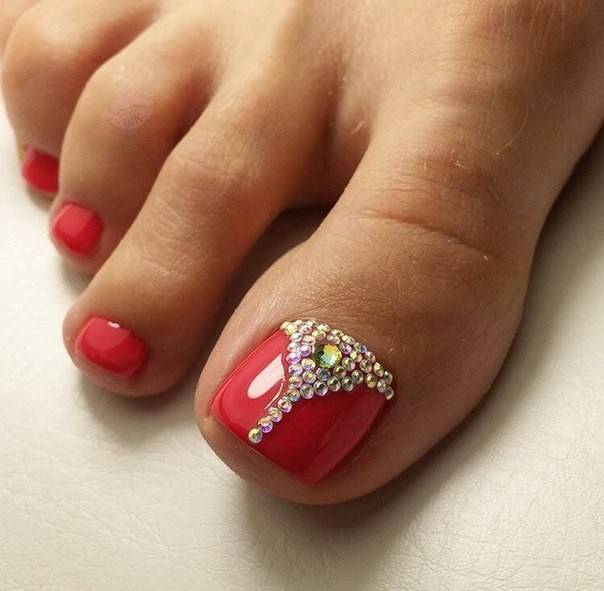 Педикюр красивый красный, фото - Ногтевая студия Fantasy nail