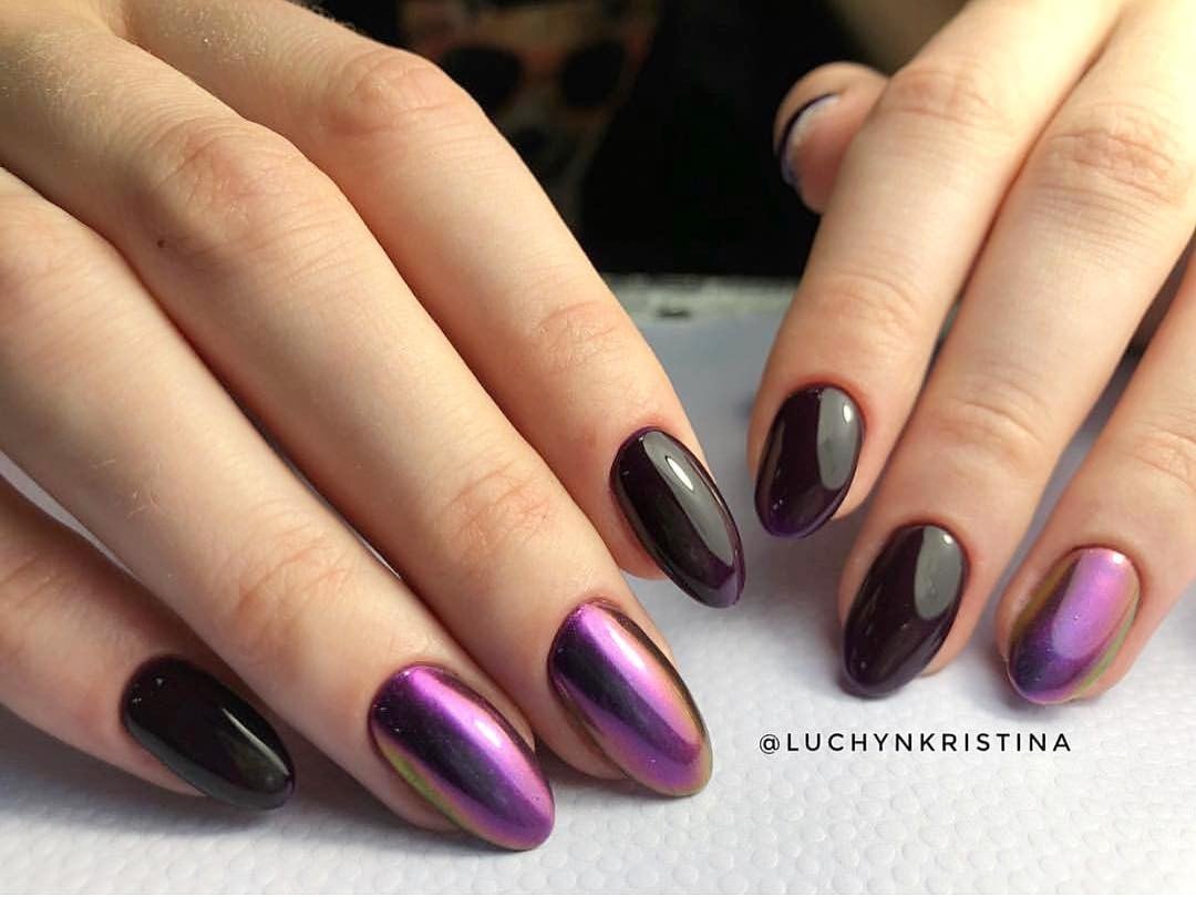 Фиолетовый маникюр на овальные ногти металлик, фото -  BEAUTY BAR WHITE&BLACK