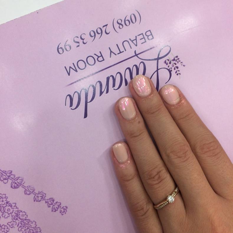 Маникюр на короткие ногти нежный нюдовый, фото -  Lavanda Beauty room