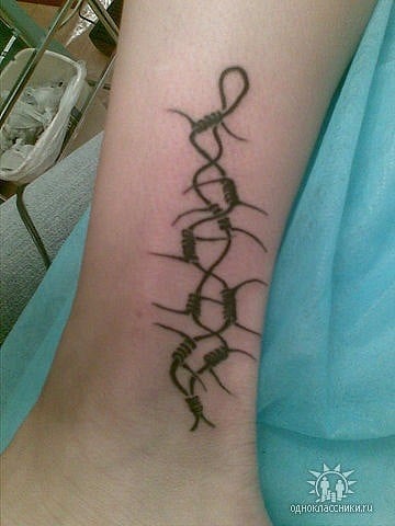 Колючая проволока, фото - Тату мастер TimaTattoo