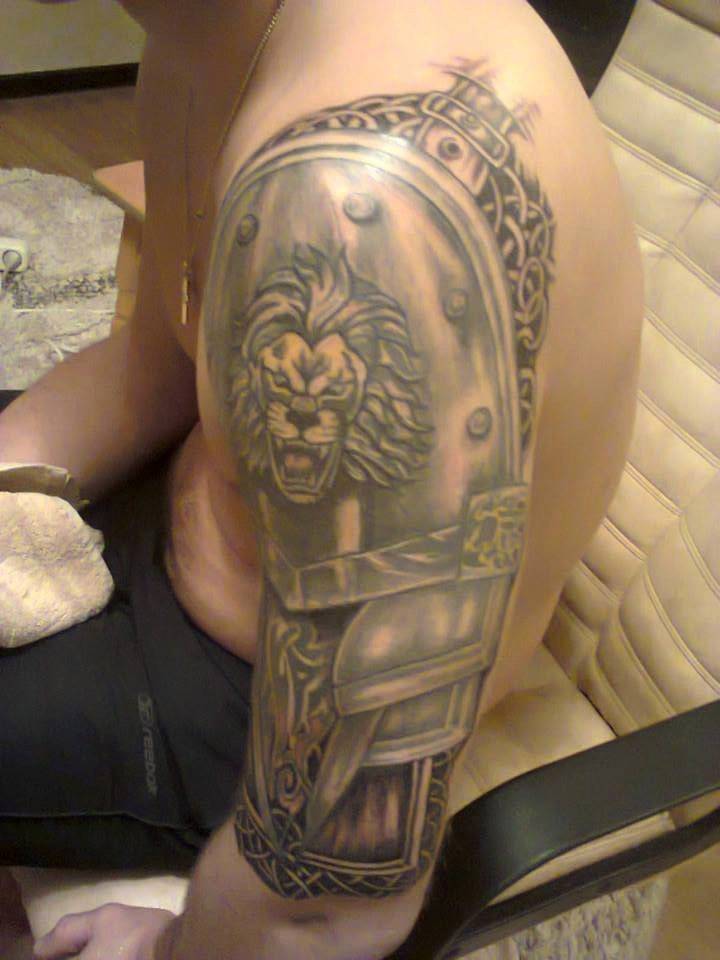 Лев, фото - Тату мастер TimaTattoo