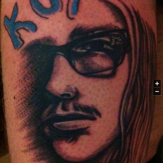 Для хлопців на руці реалізм, фото - Тату майстер TimaTattoo
