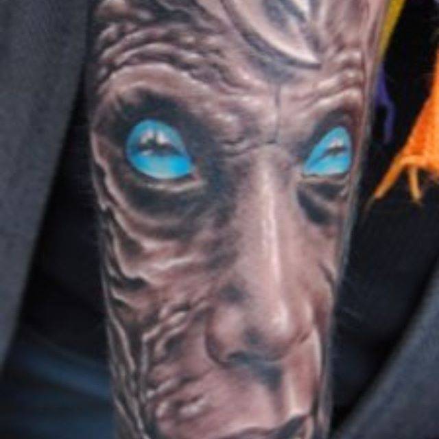 Око на руці кольорові, фото - Тату майстер TimaTattoo