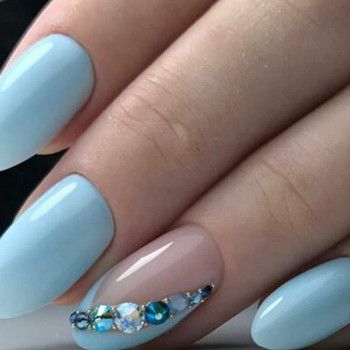 Нежный маникюр зима голубой, фото - Ногтевая студия Fantasy nail