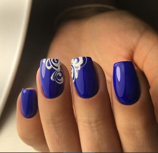 Синій манікюр мереживний зимній, фото - Нігтьова студія Fantasy nail