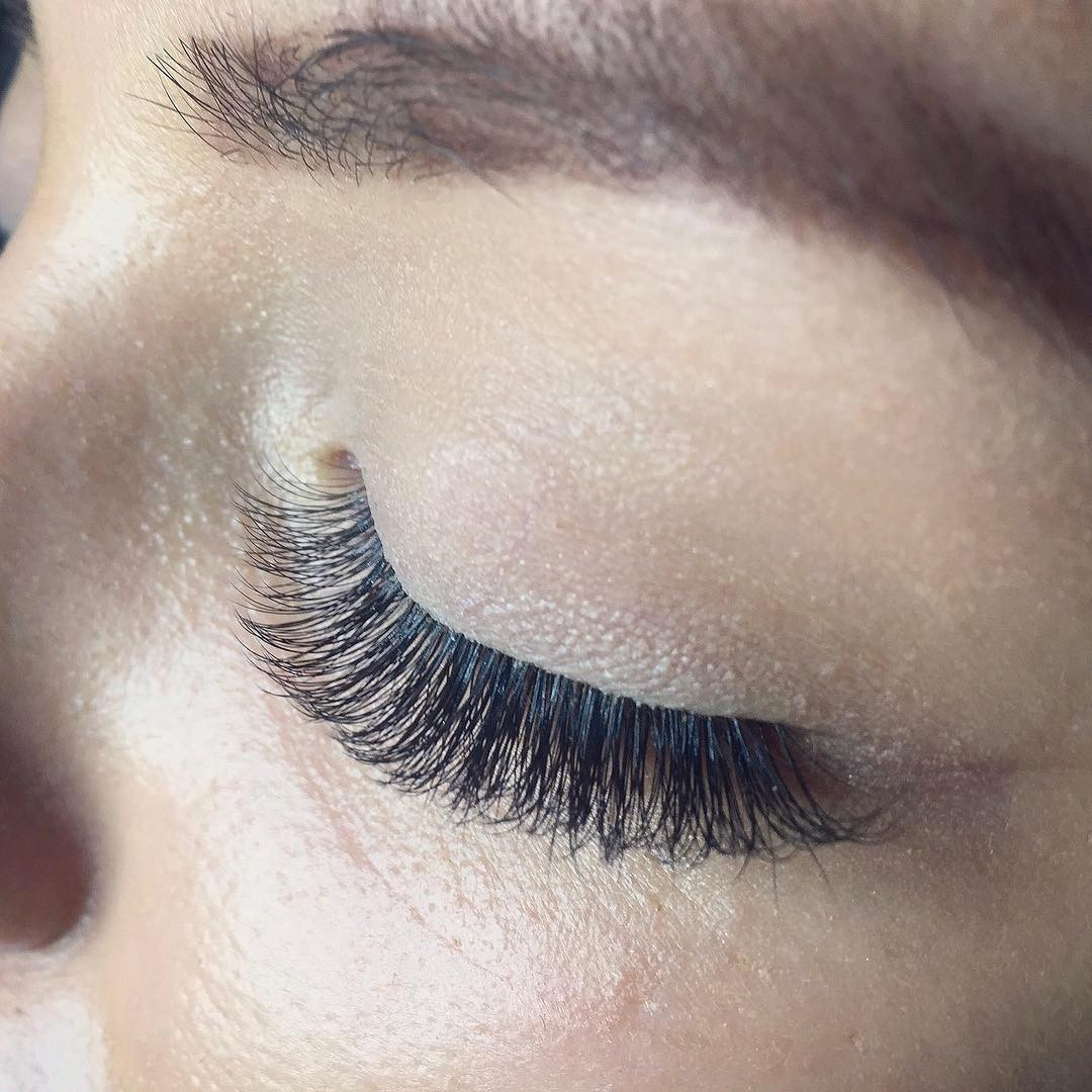 Нарощування вій нарощення 3д, фото -  Lashes Hub
