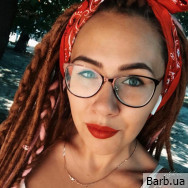 Мастер по плетению дредов Елена Рехина на Barb.ua