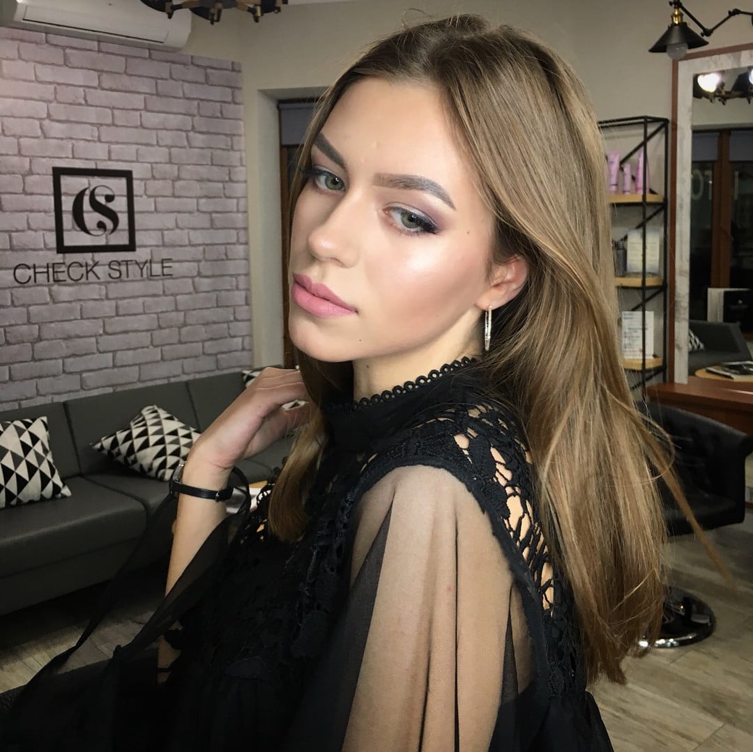 Фотосесія у студії стильна портретна, фото - Візажист Марина Малова