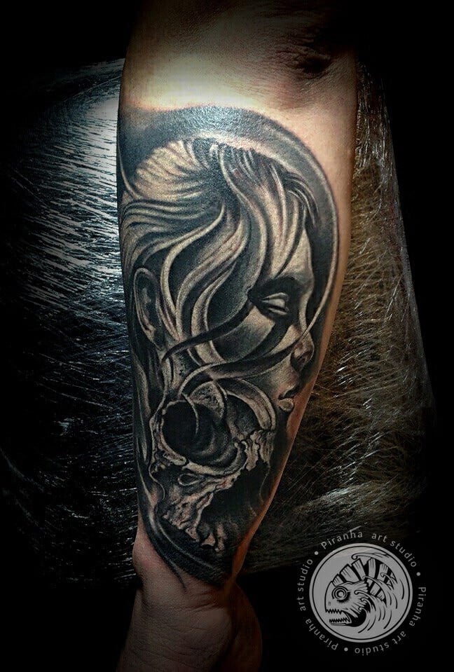 Для хлопців на руці череп, фото - Тату майстер Владимир Костенко