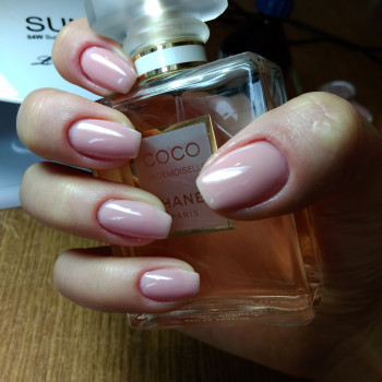 Маникюр
                    Майстер манікюру Надежда Пугаева Одеса