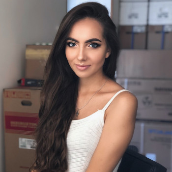 Макияж
                    Візажист Марина Кирилюк Вінниця