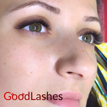 Наращивание ресниц Голливуд
                    Салон красоты GOODLASHES Киев