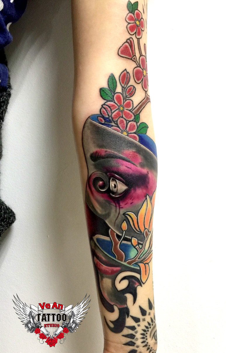 Женские глаз на руке, фото - Тату салон VeAn
