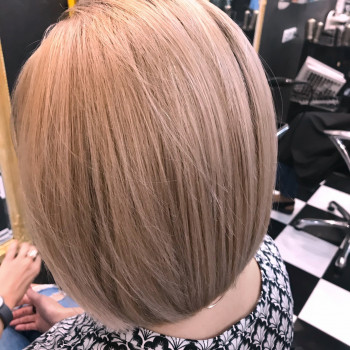 Женская стрижка
                    Салон красоты He&She beauty salon Киев