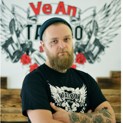 Антон Вебер