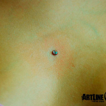 Мікродермали
                    Тату салон ArtLine Запоріжжя