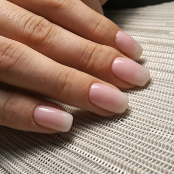 Маникюр
                    Майстер манікюру Алёна Морозенко Одеса