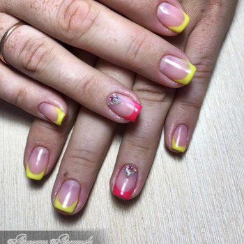 Французский маникюр
                    Мастер маникюра Антонина Ардатьева Одесса