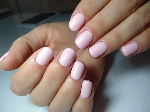 Манікюр на короткі нігті ніжний рожевий, фото -  Bambina
