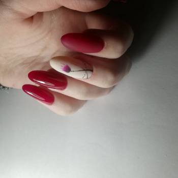 Маникюр комбинированный
Покрытие гель лак
Дизайн