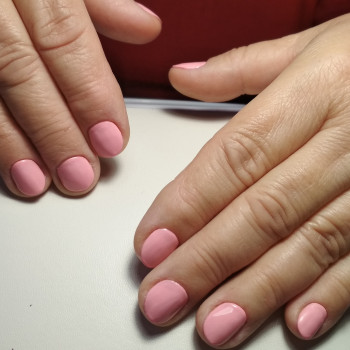 Маникюр + покрытие гель лаком 
                    Мастер маникюра Юлия Заика Харьков