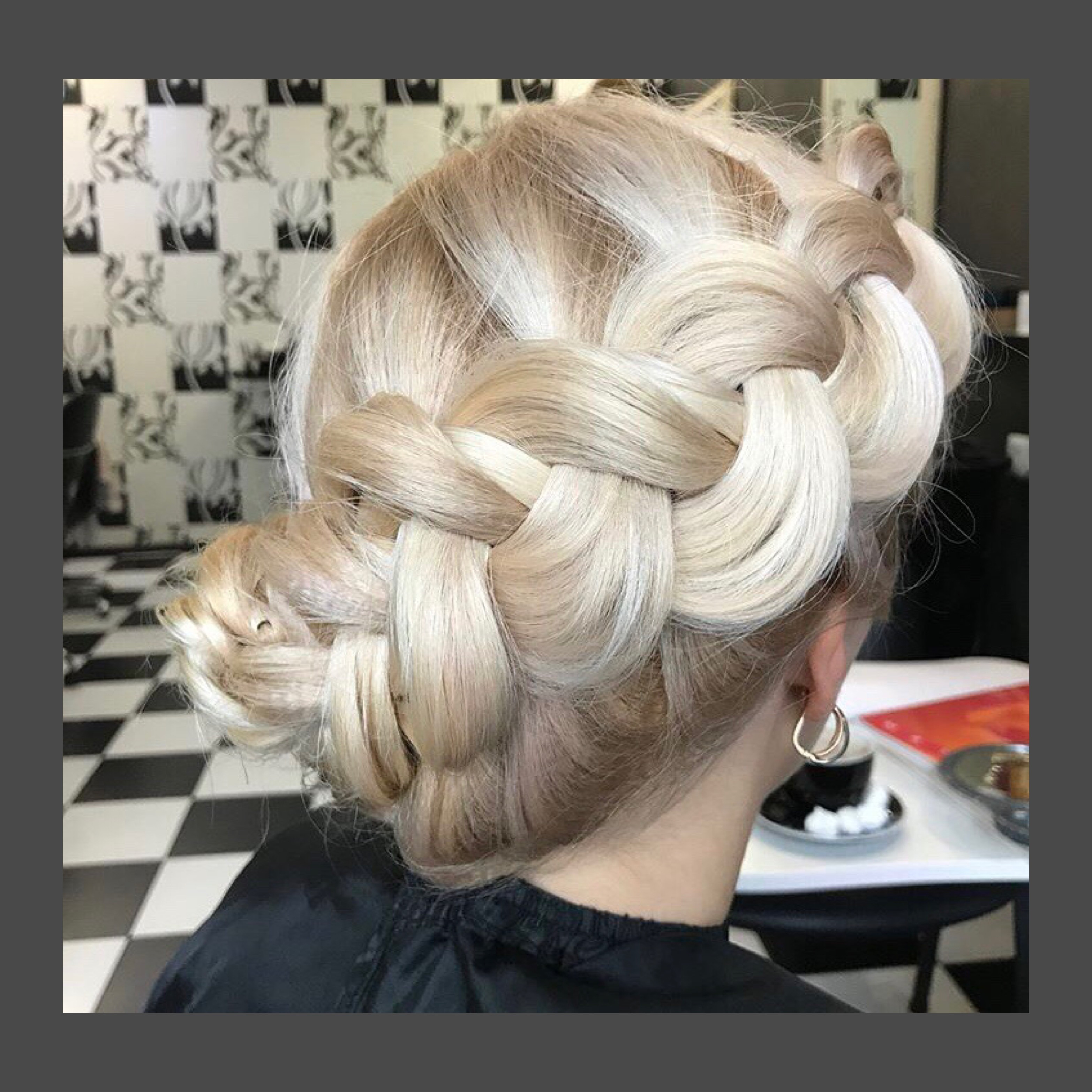 Укладка волос плетение блонд, фото - Студия красоты He&She beauty salon