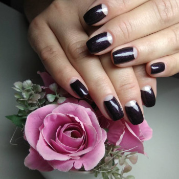 Лунный маникюр темный, фото - Салон красоты He&She beauty salon