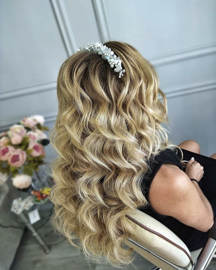 Стрижка на длинные волосы женская укладка волос, фото - Студия красоты Beauty Service