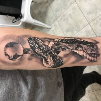 Тату для хлопців змія на передпліччі, фото - Тату майстер MaxFreeman