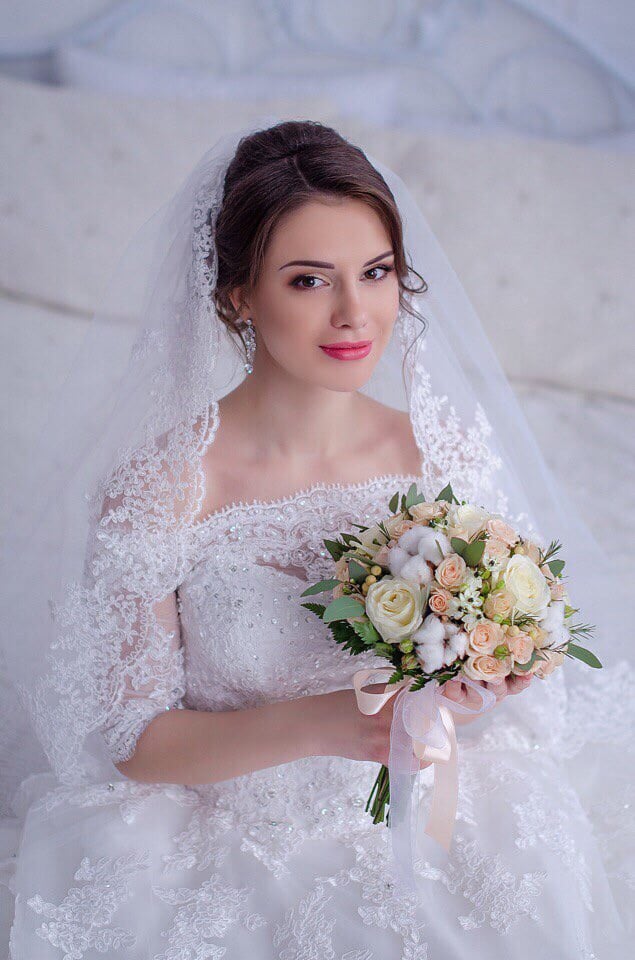Весільна фотосесія ніжна у сукні, фото -  Катерина Сологуб