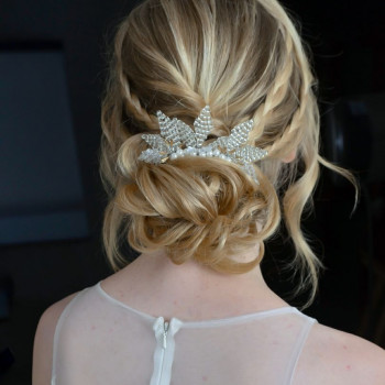 Весільна зачіска пучок недбалий, фото - Перукар-стиліст Ольга Лазарчук