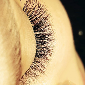 Наращивание ресниц
                    Лешмейкер Марина Ясинецкая Херсон