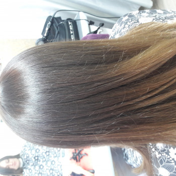 Окрашивание, стрижка, укладка
                    Перукар Анна Семенко Одеса