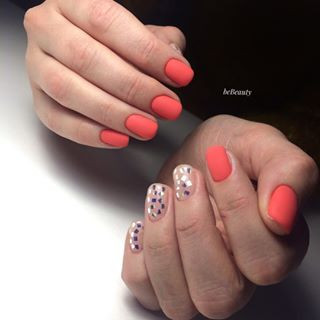 Маникюр на короткие ногти матовый оранжевый, фото -  BeBeauty