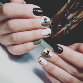 Фото з портфоліо майстра Анастасия Бондарец (майстер манікюру, Чернігів)