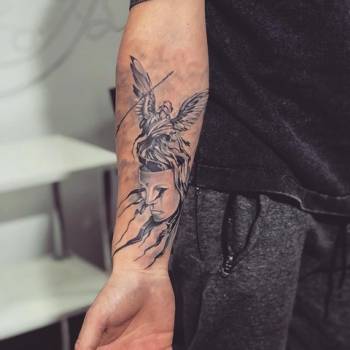 Фото с портфолио Black Art Tattoo 