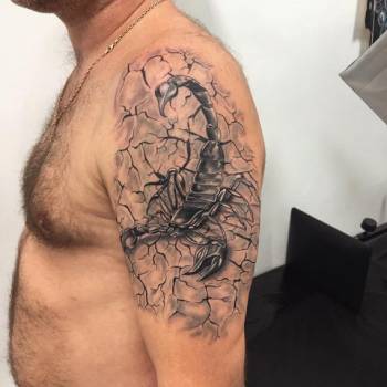 Фото с портфолио Black Art Tattoo 