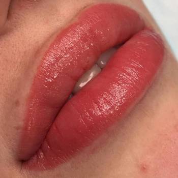 Фото с портфолио Lashclub