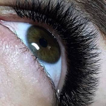 Фото с портфолио Lashclub