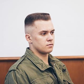 Мужская стрижка на короткие волосы фейд, фото -  T.A.B.