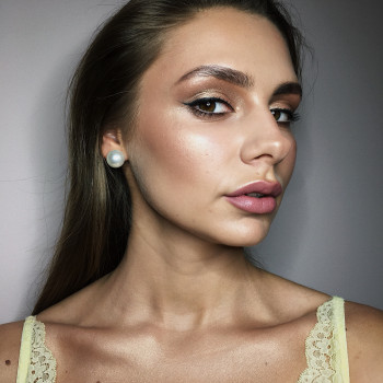 Макияж любой сложности, стойкий
                    Салон красоты PIED-DE-POULE Харьков