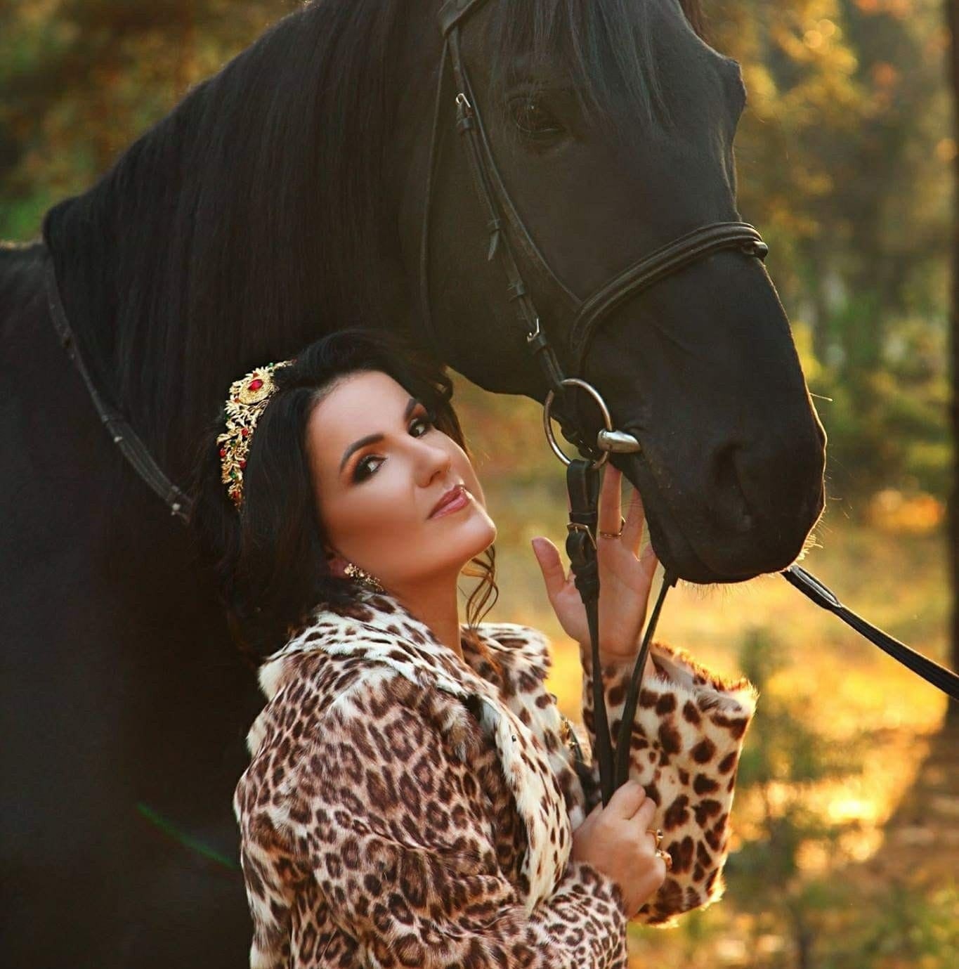 Фотосесія на природі з конем стильна, фото - Візажист Роксолана Бойчук