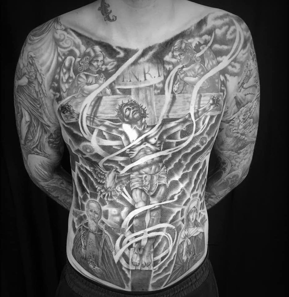 Для хлопців янгол реалізм, фото - Тату салон Bear's Lair Tattoo Studio