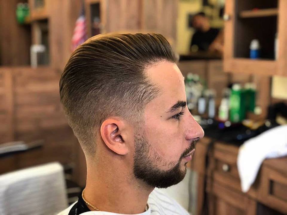 Чоловіча стрижка фейд помпадур, фото -  Shelby's Barber Family