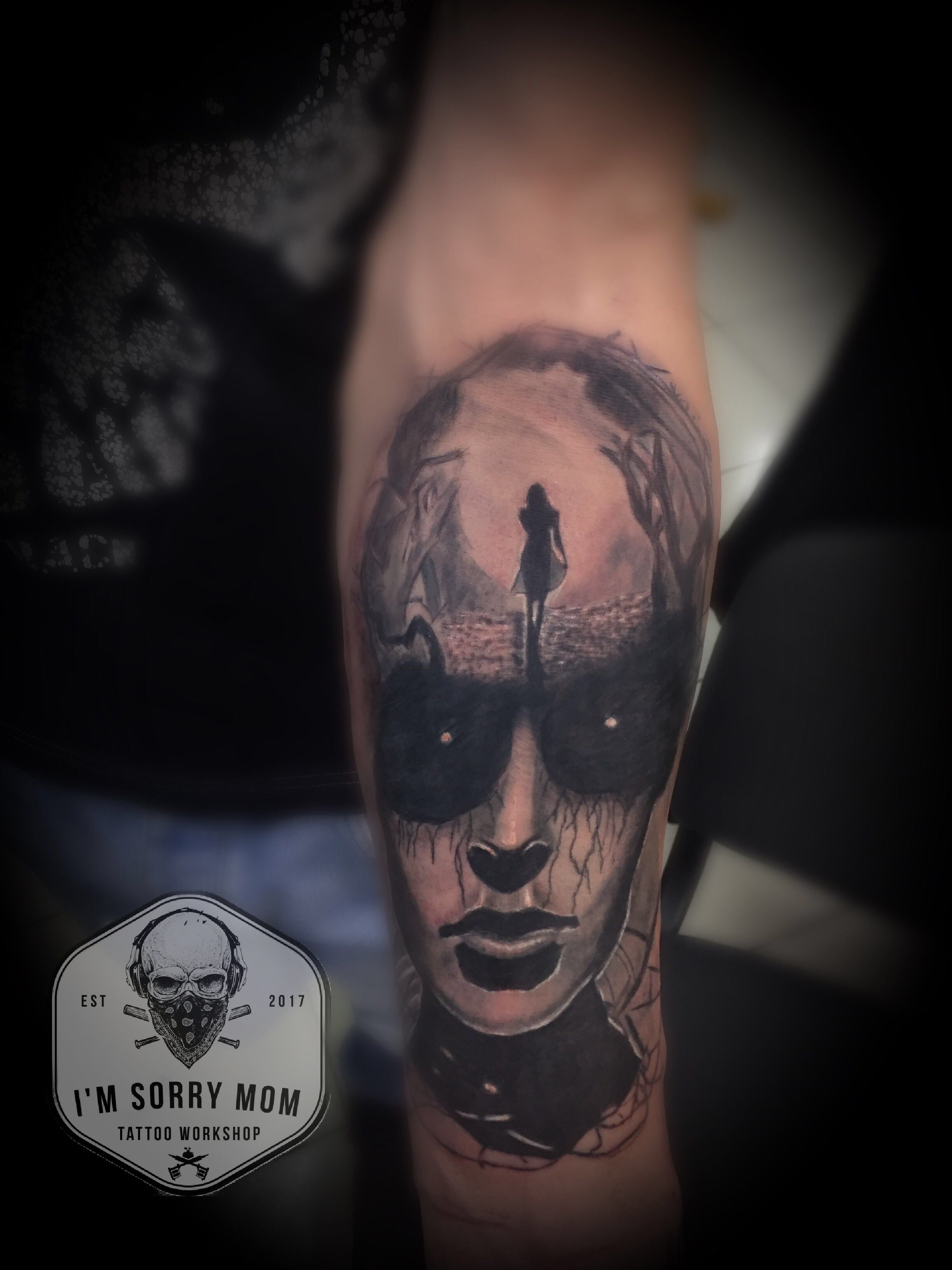 Для хлопців на руці реалізм, фото - Тату салон I`m Sorry Mom